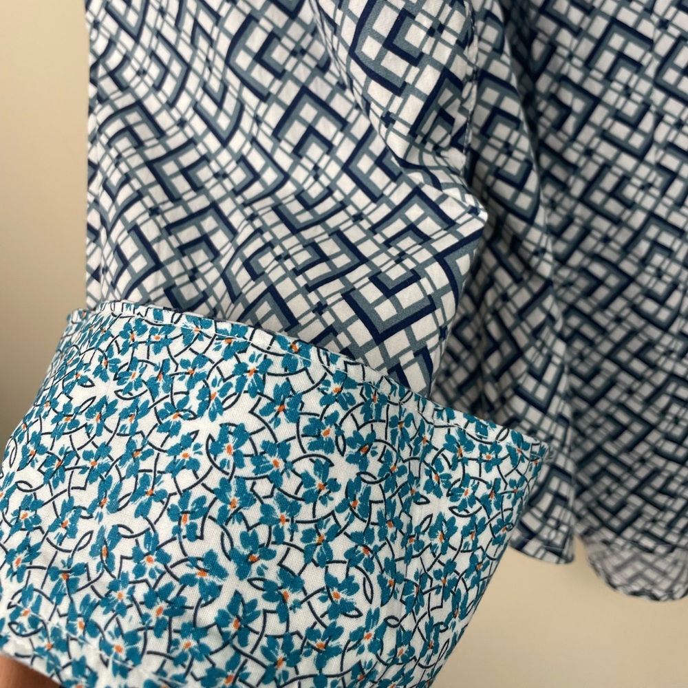 ROBERT GRAHAM Hatfield Geometric Print Button Down shirt Untucked size XL LIGHT - Picture 4 of 11
